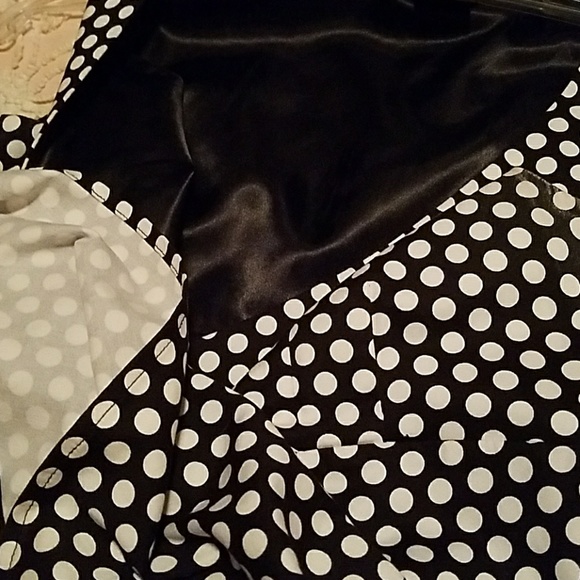 Dress - Picture 4 of 4